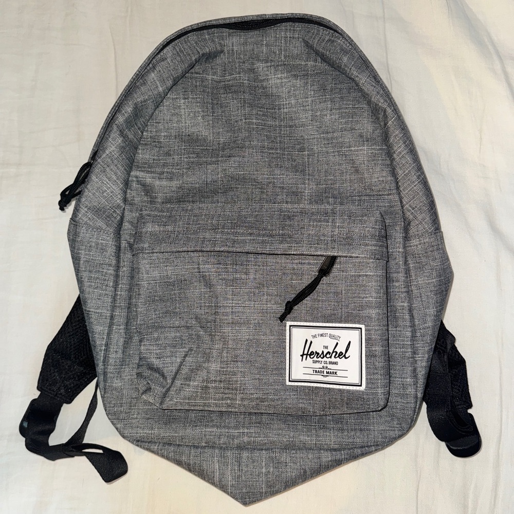 Herschel Classic™ Backpack - 26L | New
